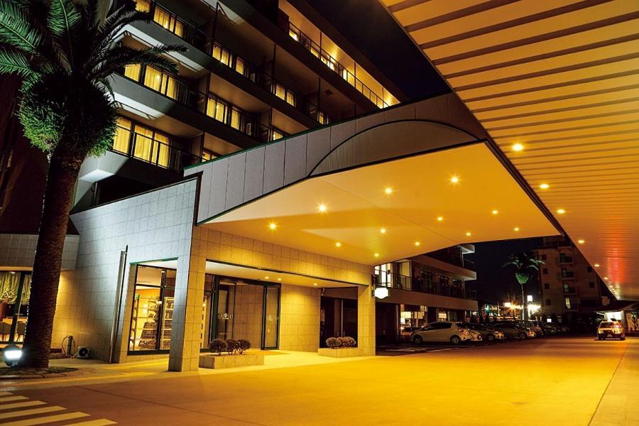 Hotel Seaside شيمبارا المظهر الخارجي الصورة